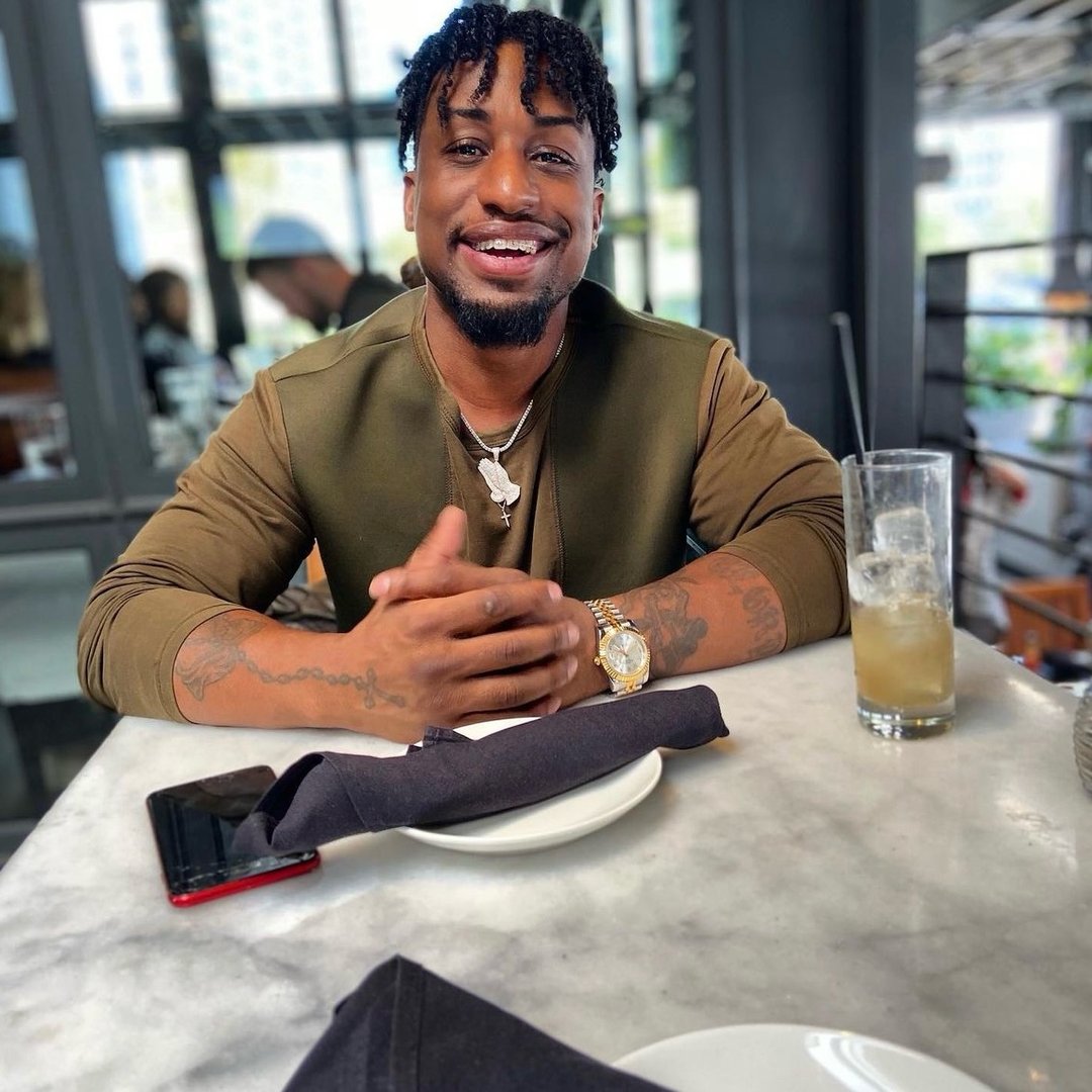 Photo de profil de @2ndchildhoodpodcast